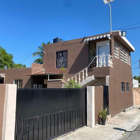 Blessed House "Cerca Del Aeropuerto " Monte Adentro (Santo Domingo) Exterior foto
